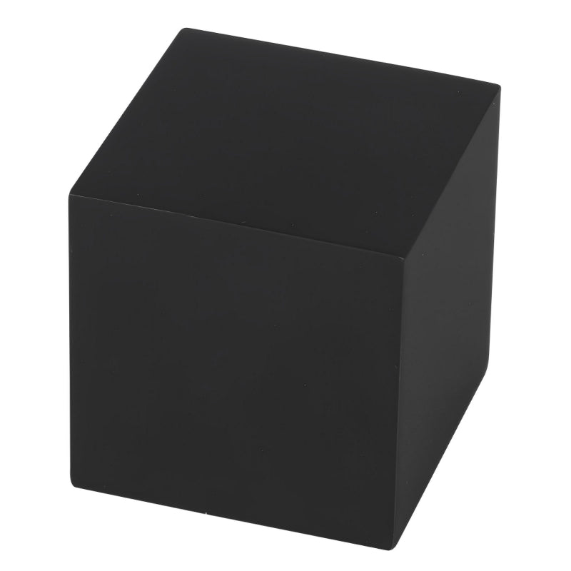 Acabamento Quadrado Preto em Metal