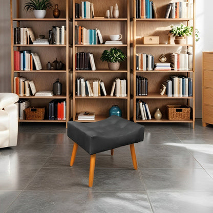 Puff Requinte Retangular com Pés Palito e Acabamento em Suede