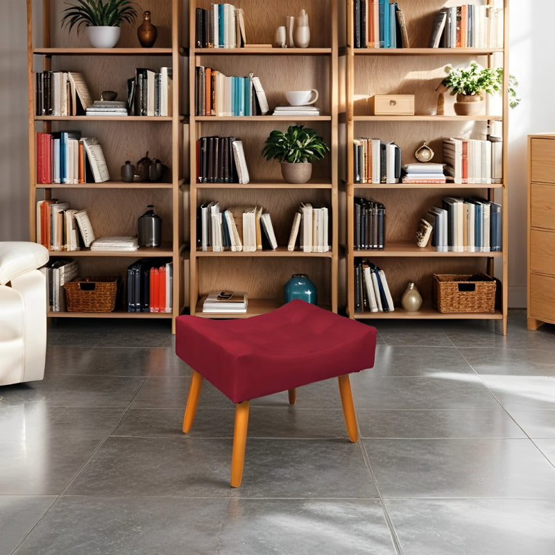 Puff Requinte Retangular com Pés Palito e Acabamento em Suede